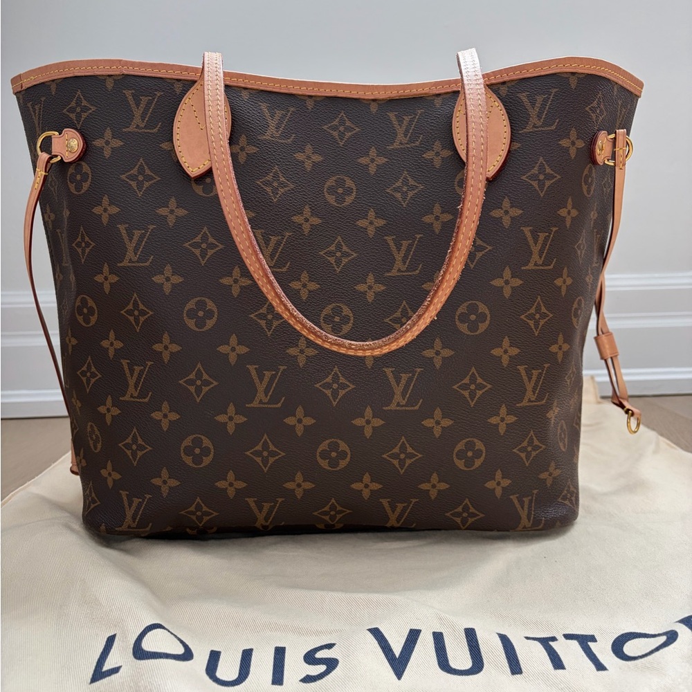 Louis Vuitton Neverfull